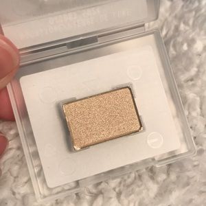 Mary Kay Mineral Eye Color in Moonstone